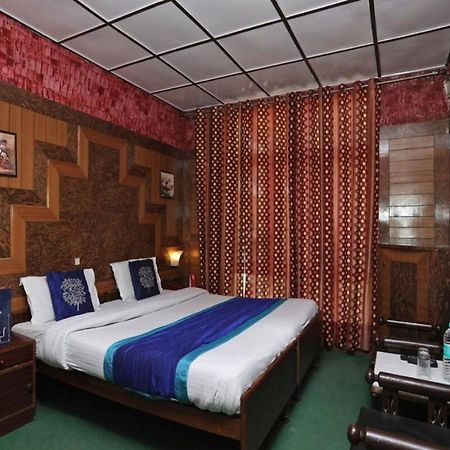 Goroomgo Ankur Lake View Mall Road Nainital - Prime Location With Luxury Room Extérieur photo