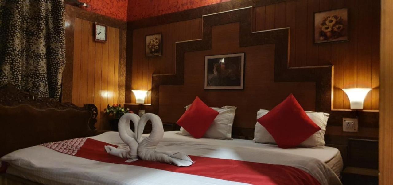 Goroomgo Ankur Lake View Mall Road Nainital - Prime Location With Luxury Room Extérieur photo
